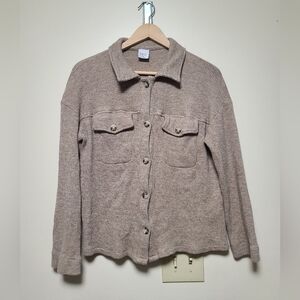 Cozy Co soft button down shirt cream/ tan sz m